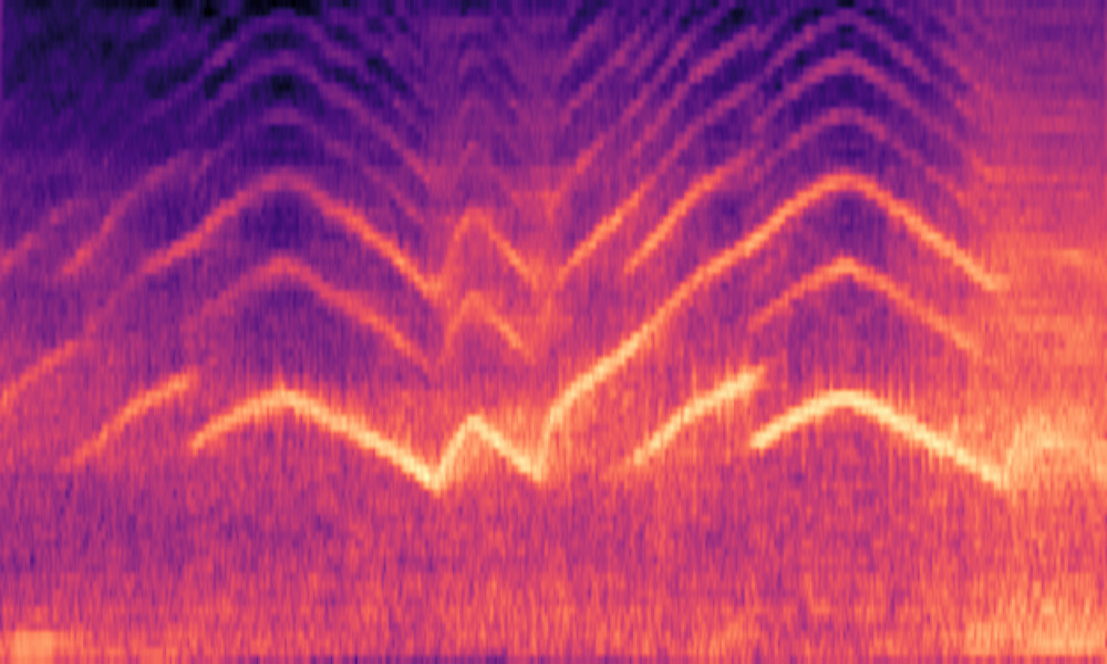 Mel spectrogram of 'An emergency vehicle has the siren on with traffic noise'